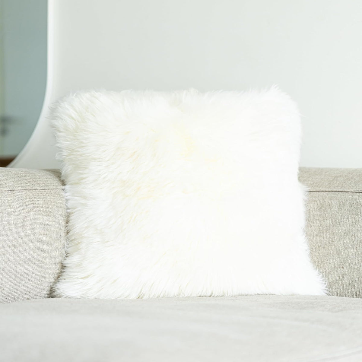Housse de coussin en peau de mouton 50x50 – blanc