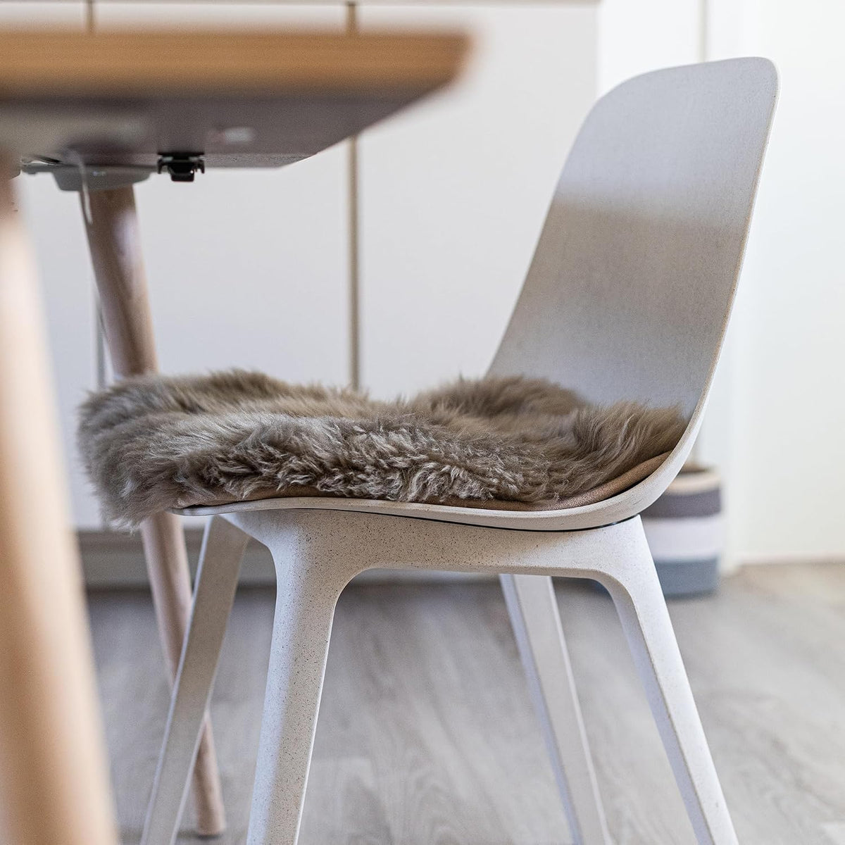 Galettes de chaise en peau de mouton, lot de 4 – photo 4